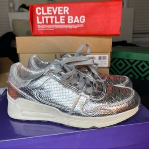 MADDEN GIRL ‘Ashleigh’ Sneakers in Silver Par